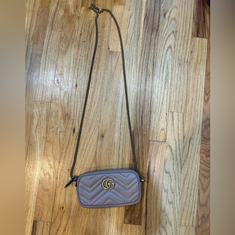 Mini GG marmont thin cross body bag. Brand new authentic. Beige